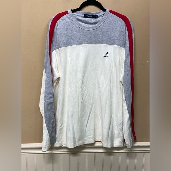 Nautica Long Sleeve Gray Red Cream Size M NWT - Picture 1 of 6